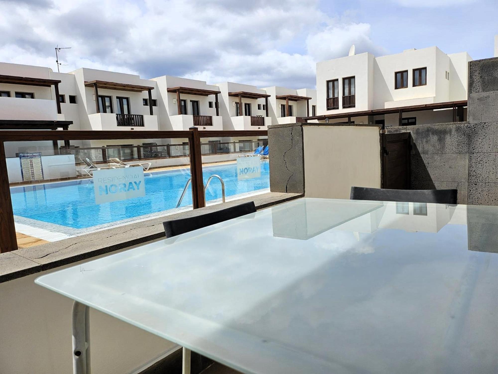 Duplex Noray Vista A La Piscina Lägenhet Puerto Calero Exteriör bild